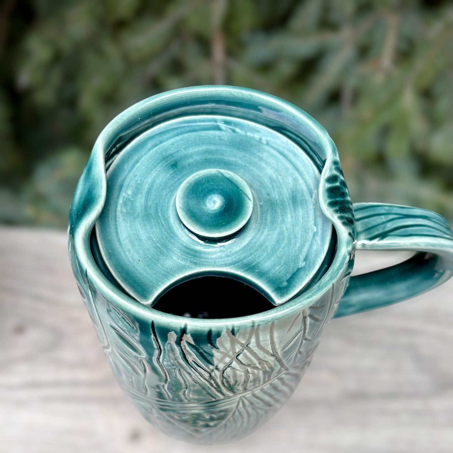 To-Go Rainforest Carved Mug