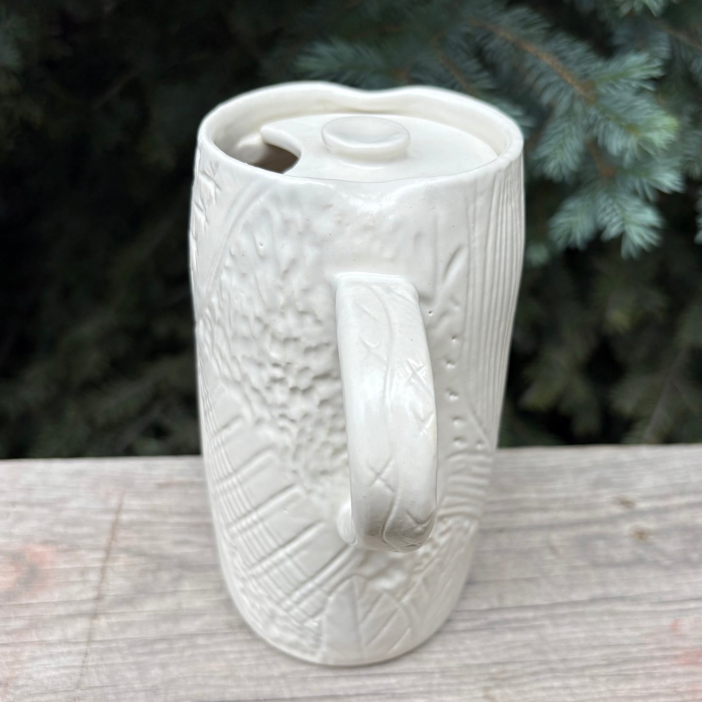 To-Go Satin Carved Mug
